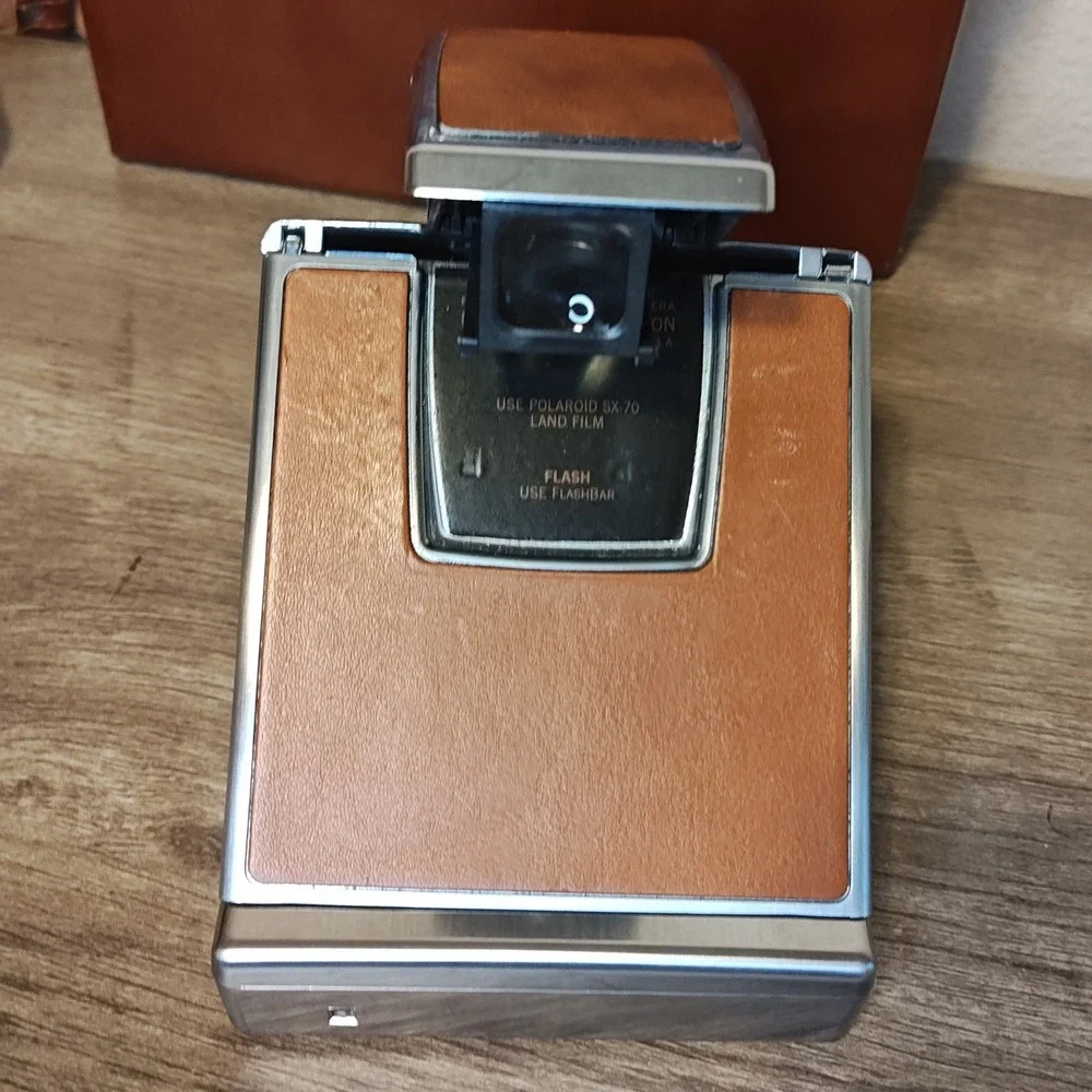 Polaroid SX-70 Land Camera Instant SLR Brown Tan Leather Folding Case Flash Bar